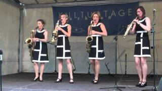 Das Saxophonquartett Sistergold spielt A Klezmer wedding [upl. by Clara]